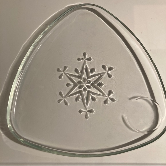 VTG Indiana Glass Atomic Snowflake Snack Plates (2 - Picture 5 of 10